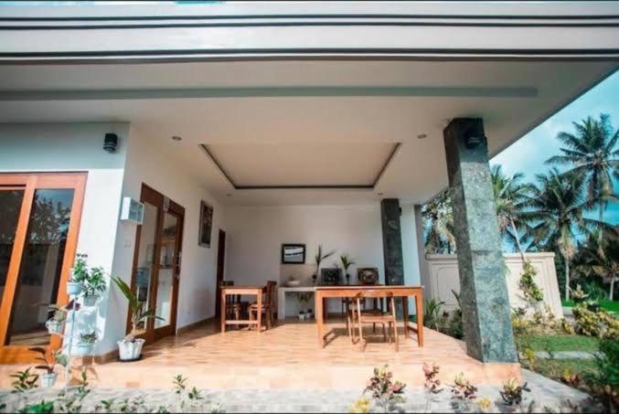 Villa Popolan And Guest House Убуд Екстериор снимка